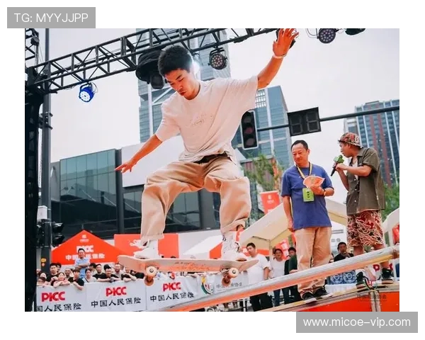 南京滑板队的包夹战术解析与滑板文化的深度融合探讨